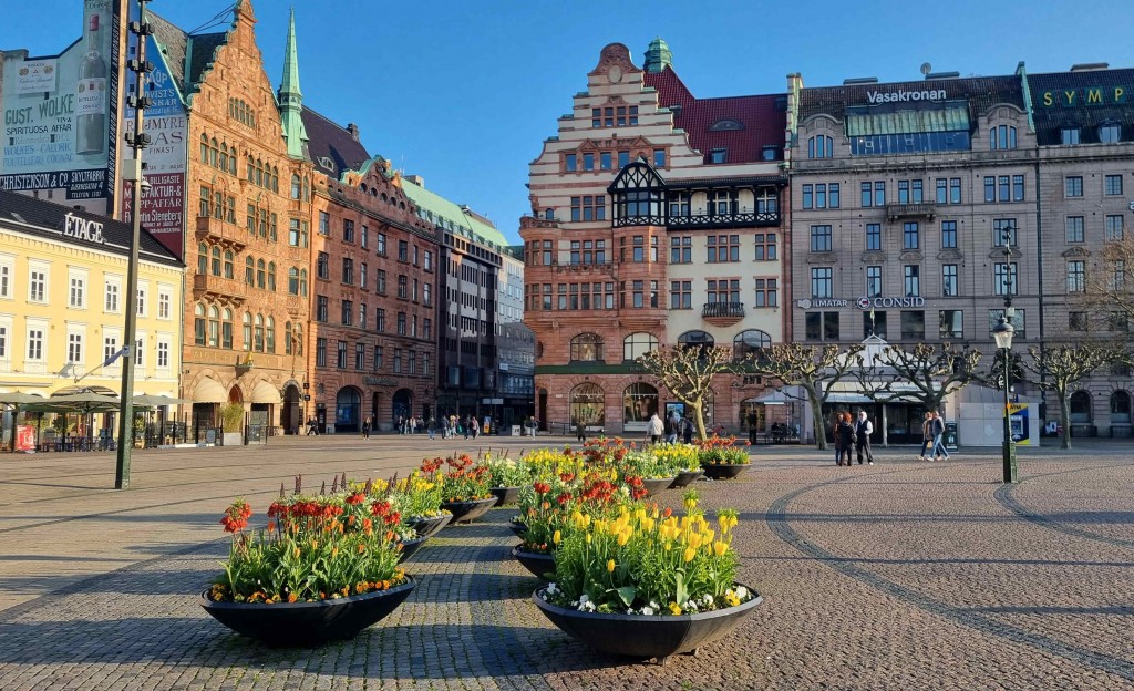 Stortorget 2 Malmö blommar 20250414_182043